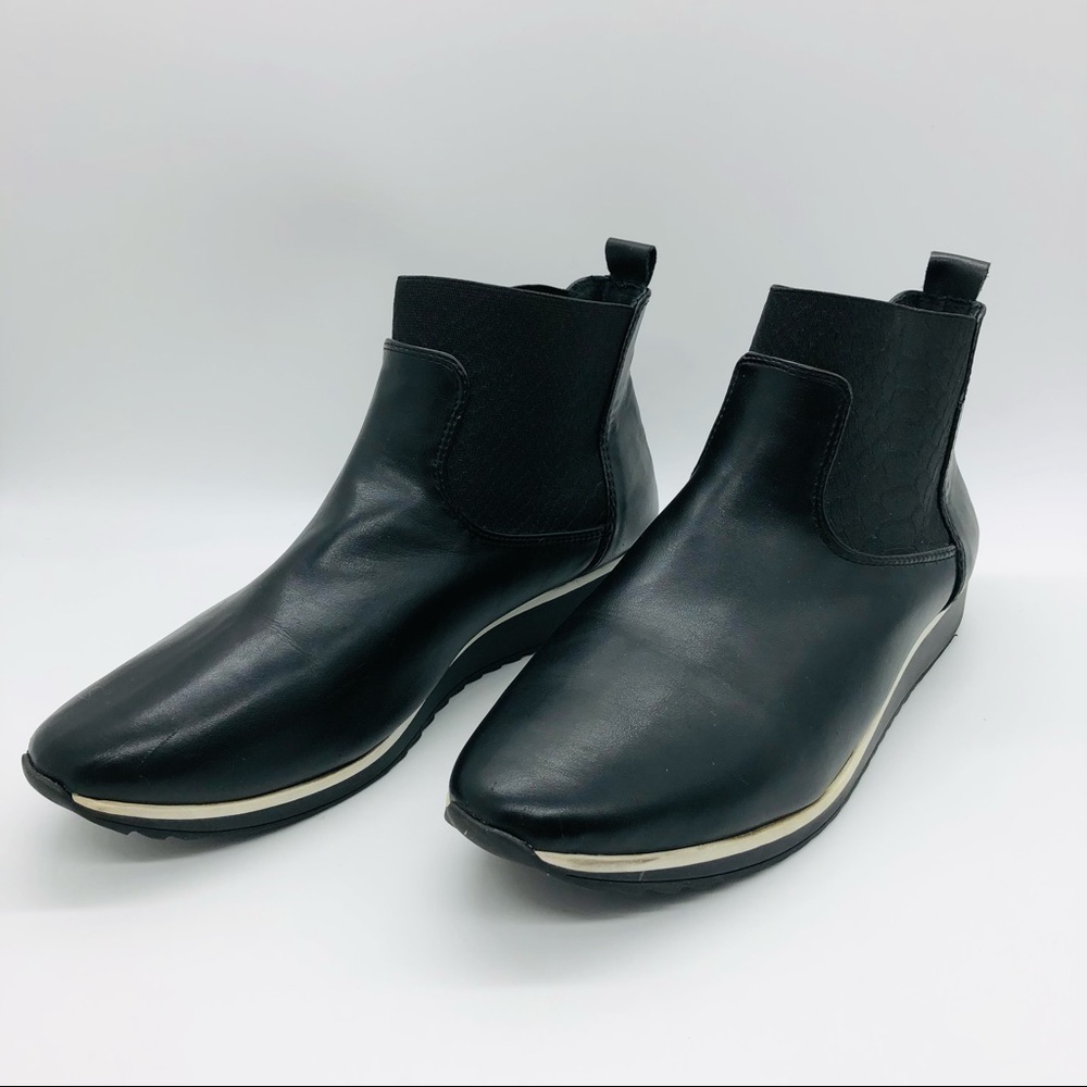 METAPHOR WOMENS BLACK PLATFORM STYLE PULL ON BOOTIES SIZE 9